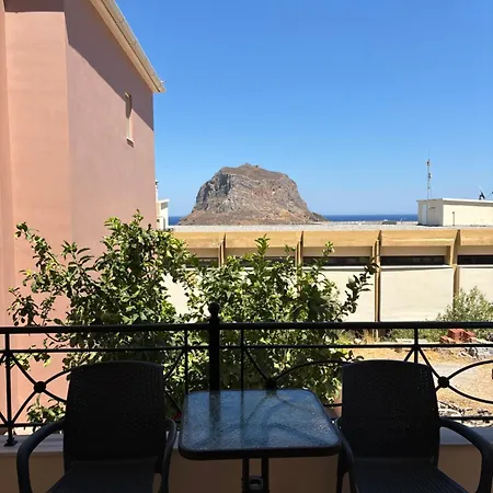 Kanelli΄S Apartments Monemvasia Extérieur photo